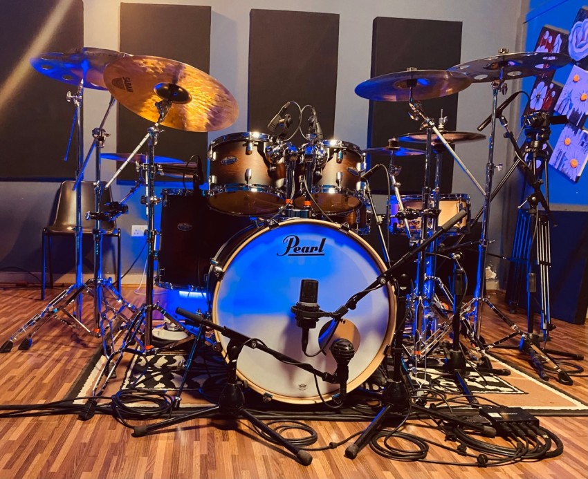 a drum set with a microphone