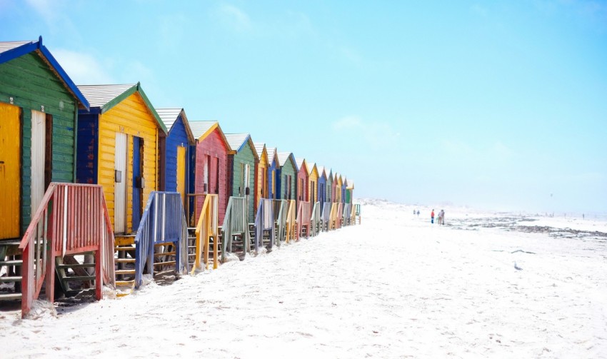 assorted color beach houses