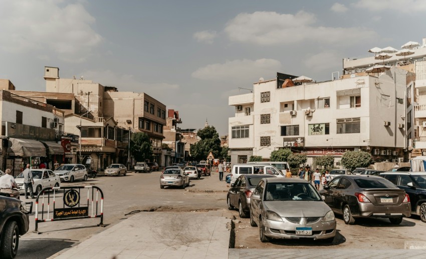 a city street filled with lots of traffic