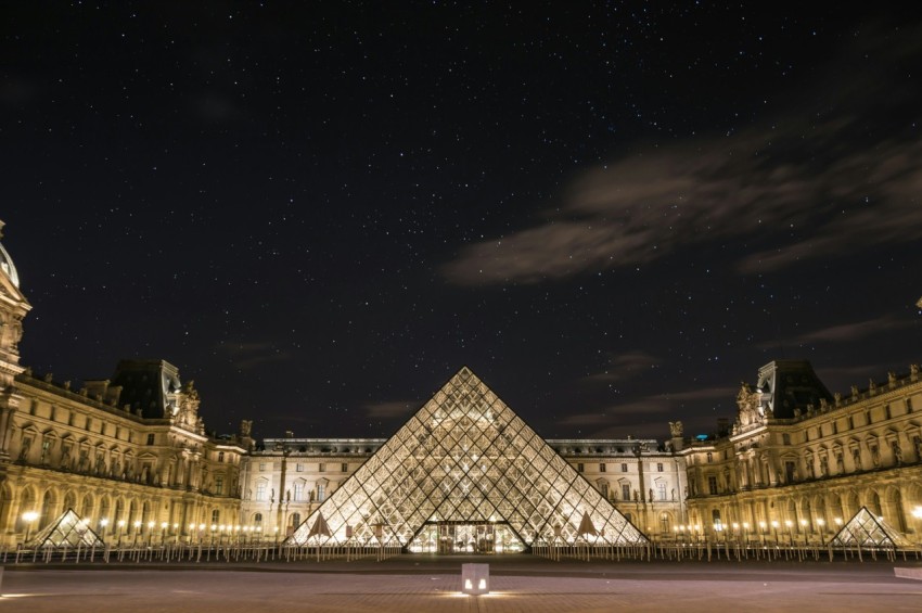 the louvre paris