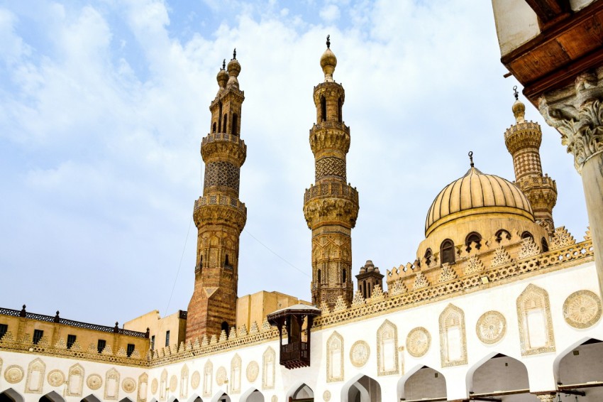 a large building with two towers and a dome