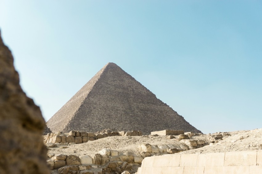 pyramid of khafre