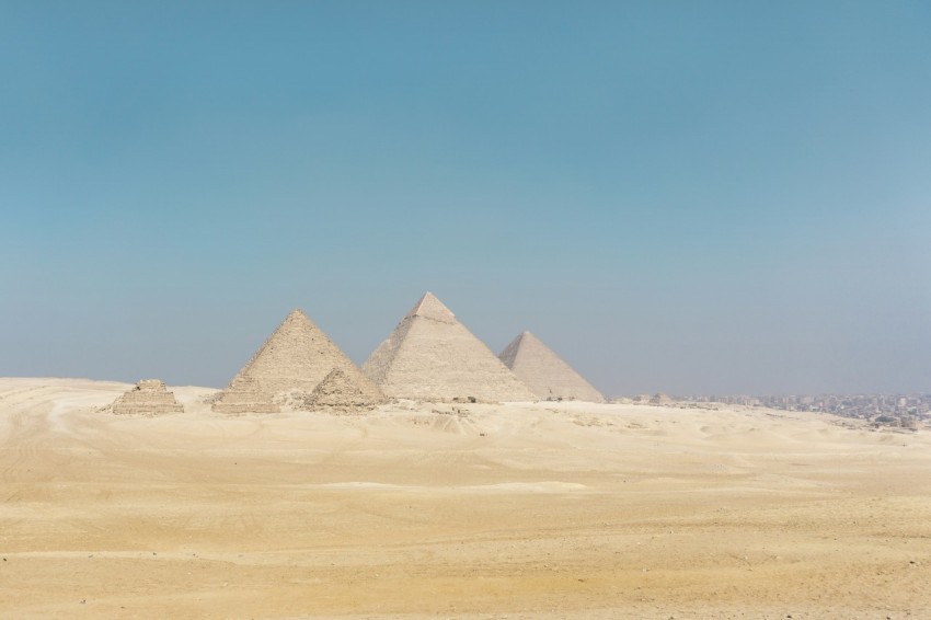 pyramid of giza