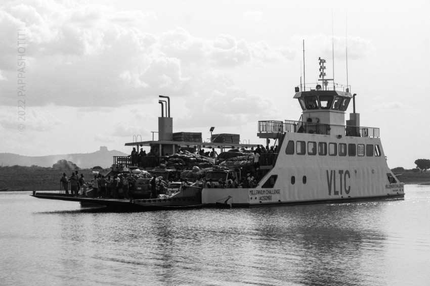 a large boat floating on top of a body of water nC7