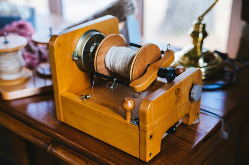 brown wooden roll on brown wooden table