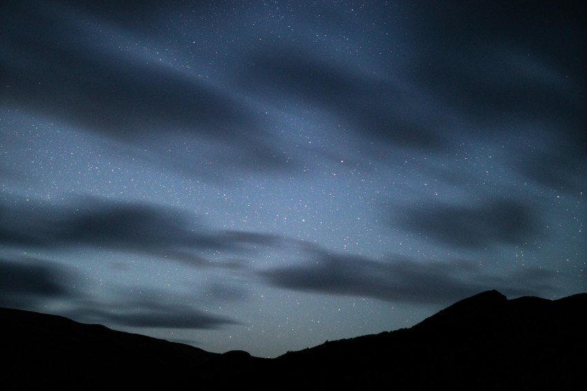 silhouette of mountain under blue sky 5hCJ4