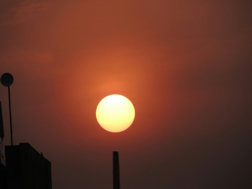 silhouette of building during sunset ZpF8dEG9