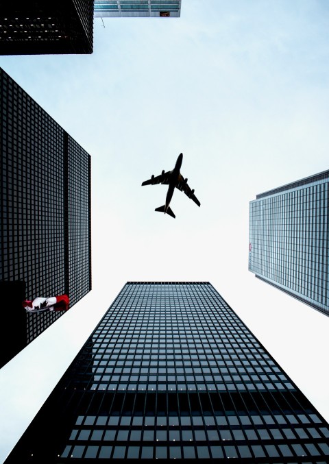 airplane on focus photography