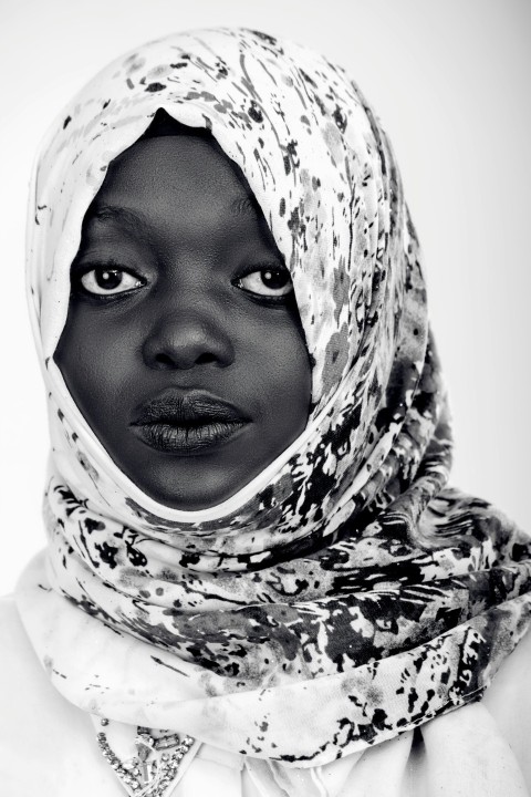 a person wearing a head scarf