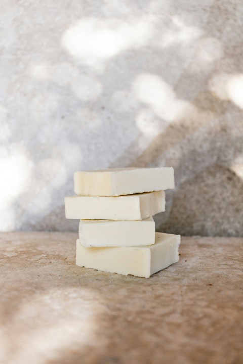 white cheese on brown marble table cJRU53U0