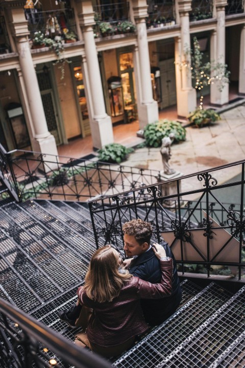 couple sitting on stairs 3lc