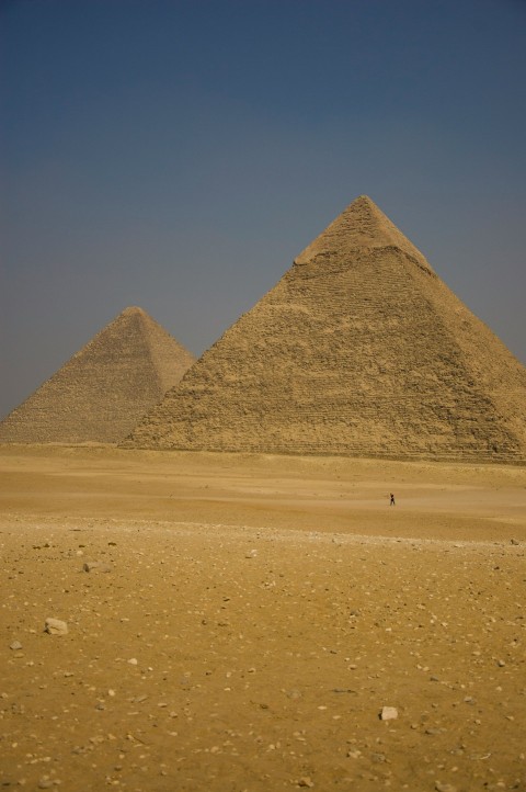 pyramid of giza in the desert