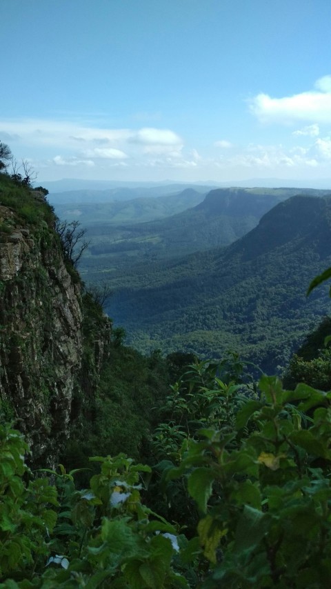 green mountains under white sky during daytime GKxy