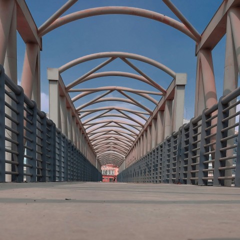 brown and gray concrete bridge